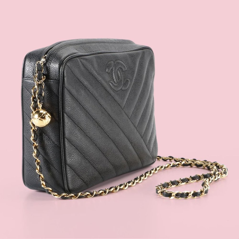 RARE Chanel Vintage Caviar CC Camera Bag - Picture 2 of 5